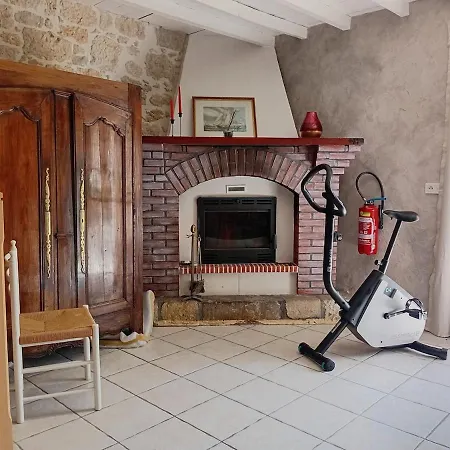 Domaine De Borde Grande - Le Logis - 4 - Jardin - Terrasses - Piscine - Internet - Parking Сasa de vacaciones *