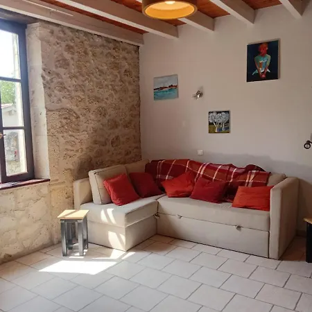 Domaine De Borde Grande - Le Logis - 4 - Jardin - Terrasses - Piscine - Internet - Parking Сasa de vacaciones Castella (Lot-et-Garonne)